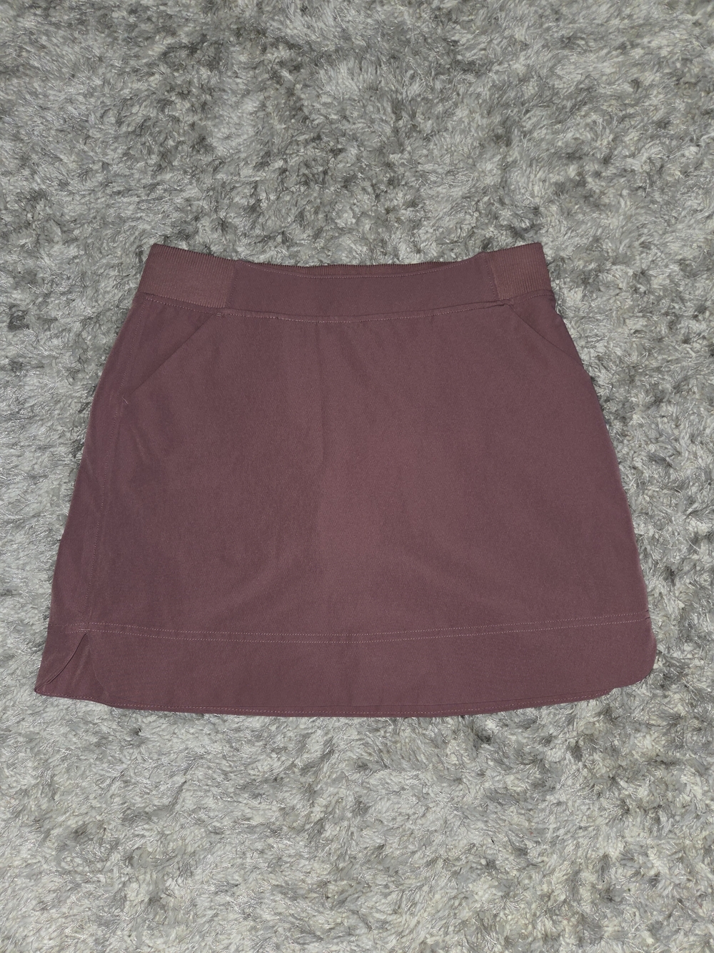 Classic A-Line Mini Skirt in Maroon